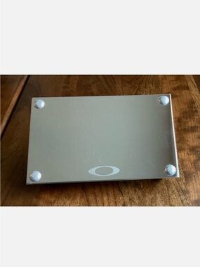 Oakley Silver display sunglasses mirror